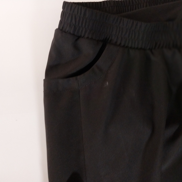 Wisk Scrub Women's Stylish Black Jogger Pants - Picture 2 of 11